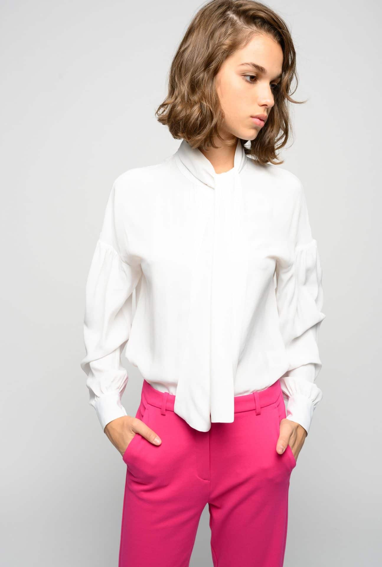 Pink Schluppen Kragen 1N12YG7311